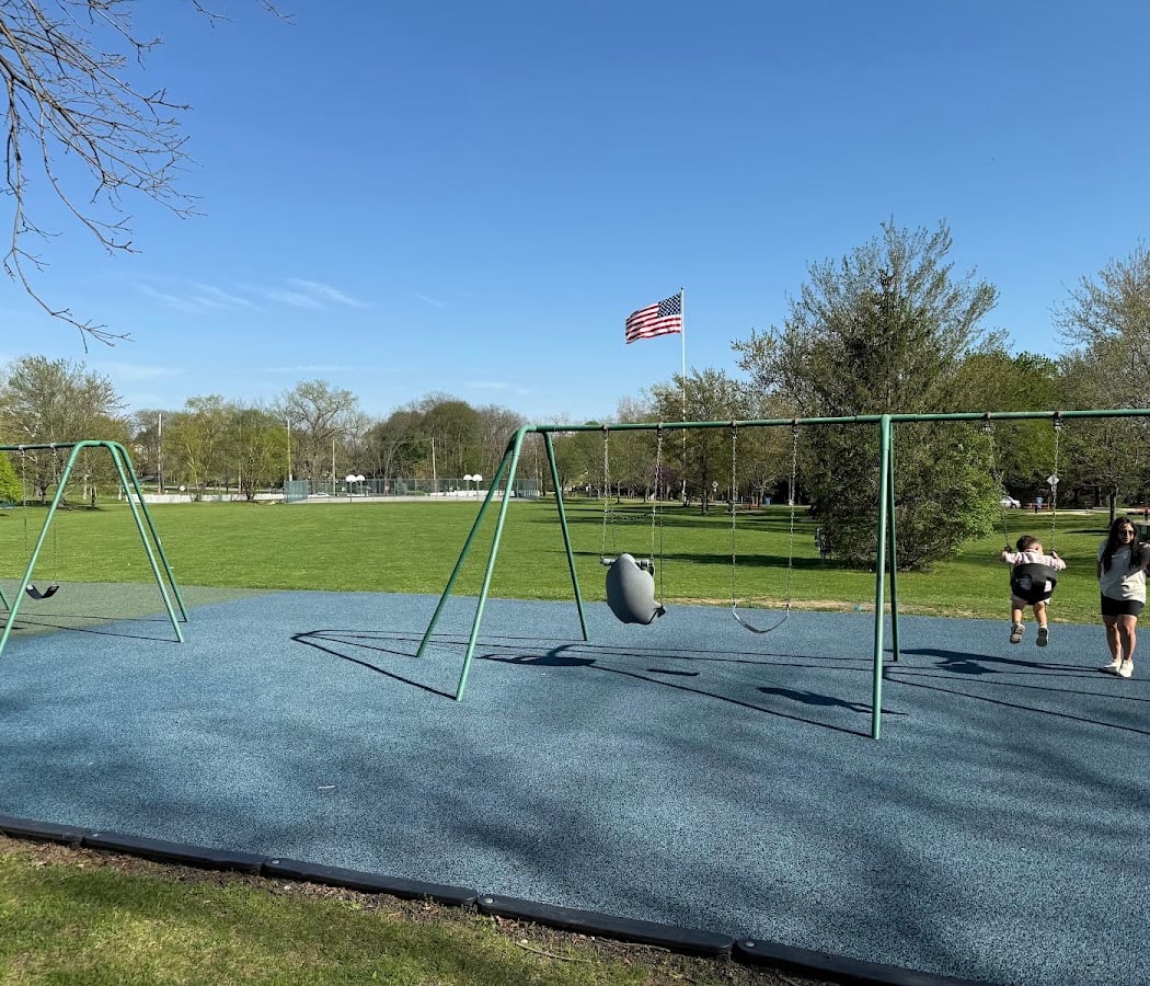 Bell Tavern Park 4